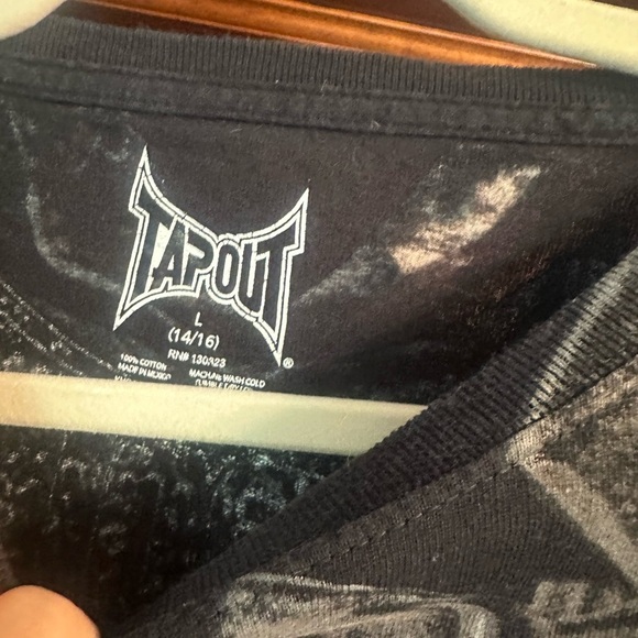 Tapout Charcoal Graphic Tee - Picture 3 of 3